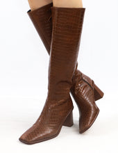 Load image into Gallery viewer, Long Boots