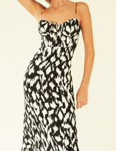 Load image into Gallery viewer, Violet Dress